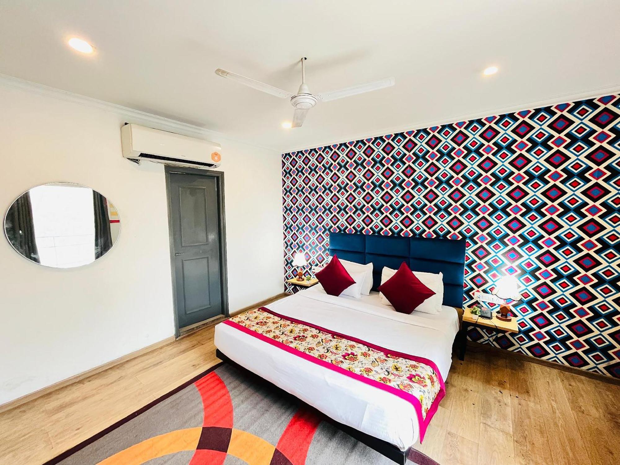 Qotel Hotel Chhatarpur - Oppsite Tivoli Garden New Delhi Eksteriør bilde