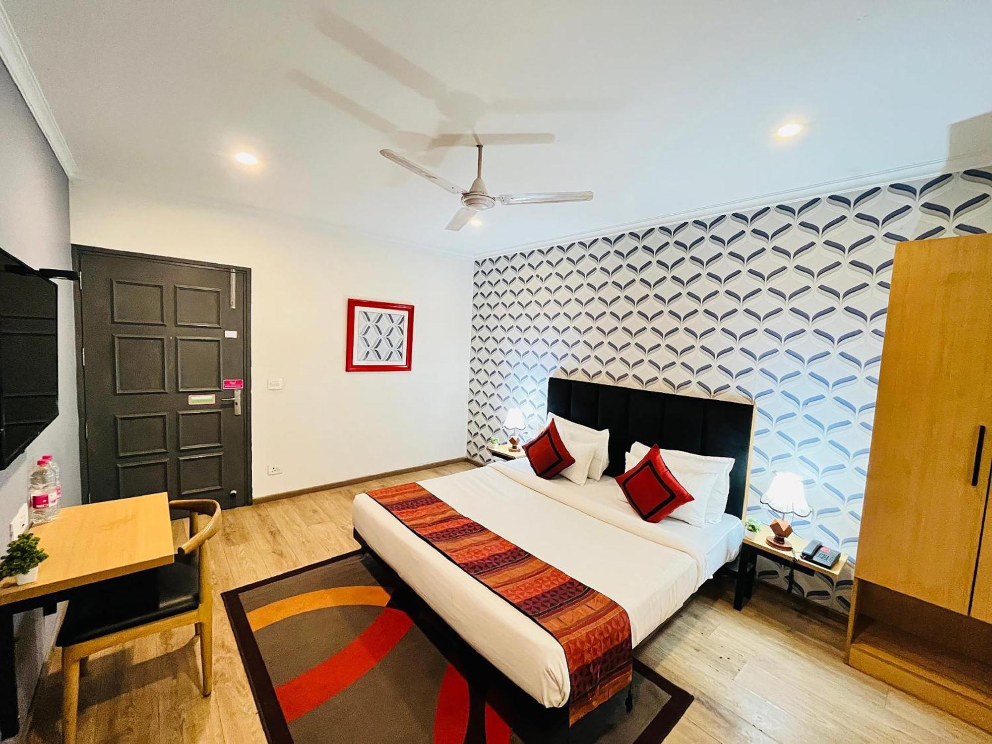 Qotel Hotel Chhatarpur - Oppsite Tivoli Garden New Delhi Eksteriør bilde