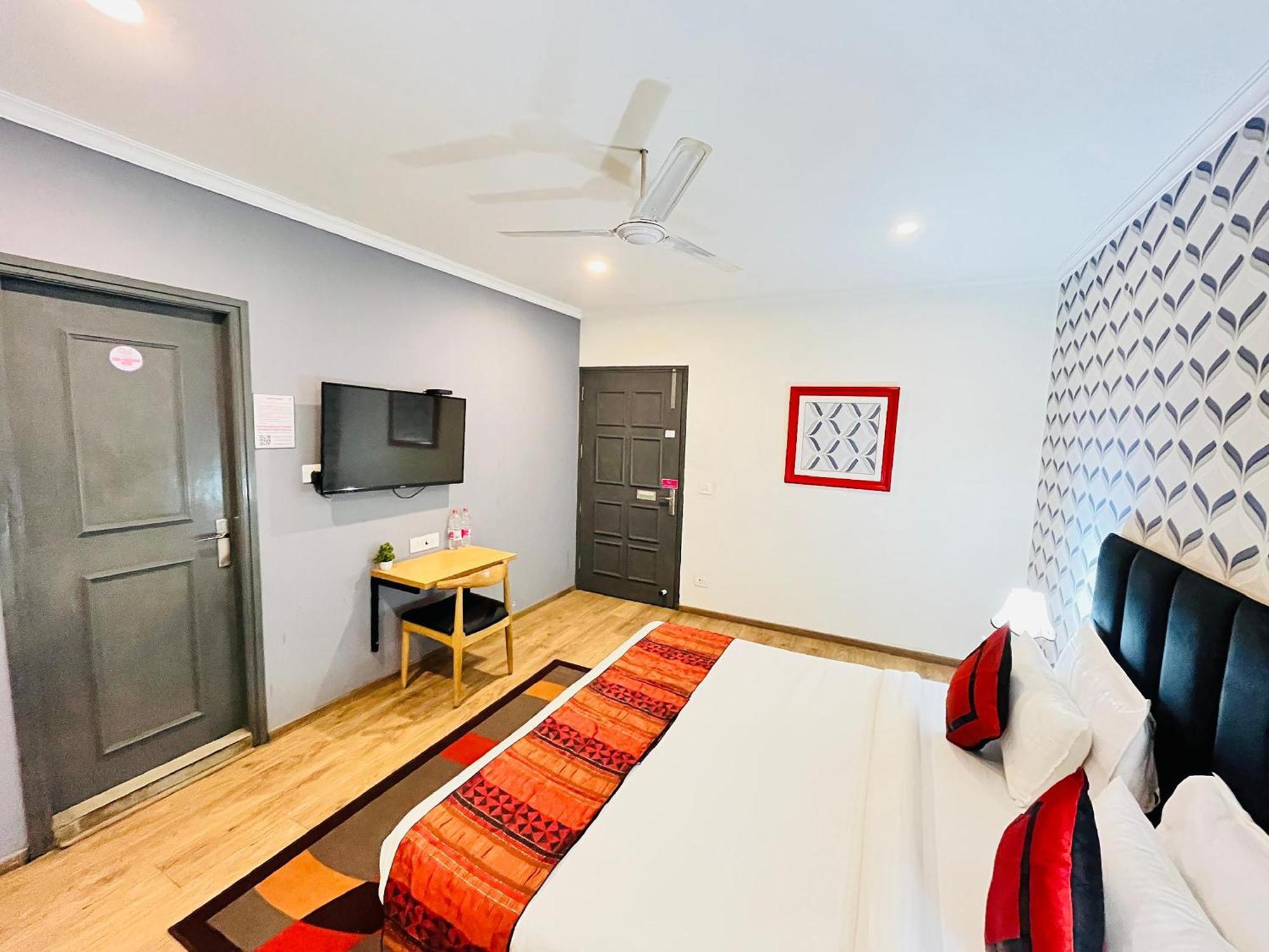 Qotel Hotel Chhatarpur - Oppsite Tivoli Garden New Delhi Eksteriør bilde