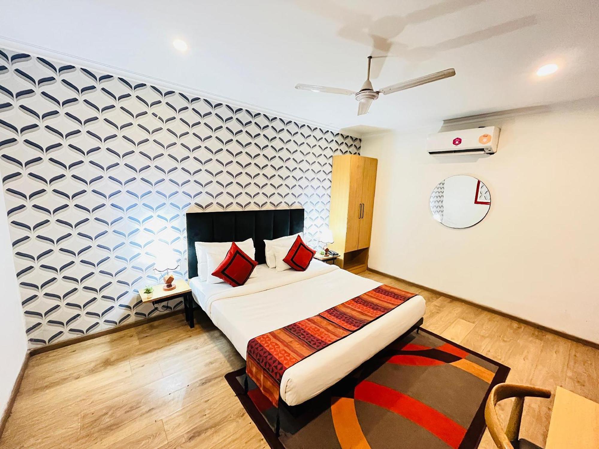 Qotel Hotel Chhatarpur - Oppsite Tivoli Garden New Delhi Eksteriør bilde