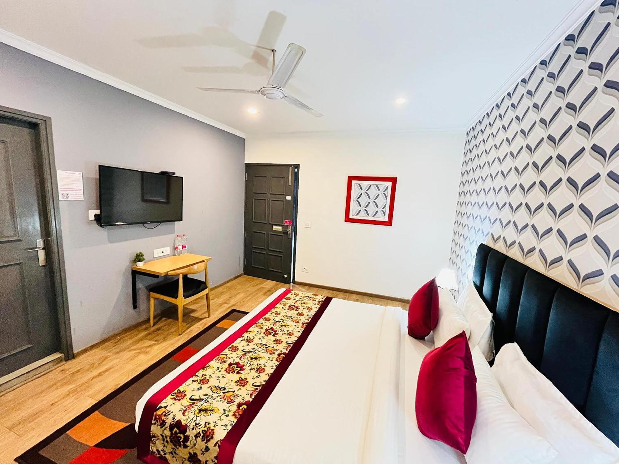 Qotel Hotel Chhatarpur - Oppsite Tivoli Garden New Delhi Eksteriør bilde